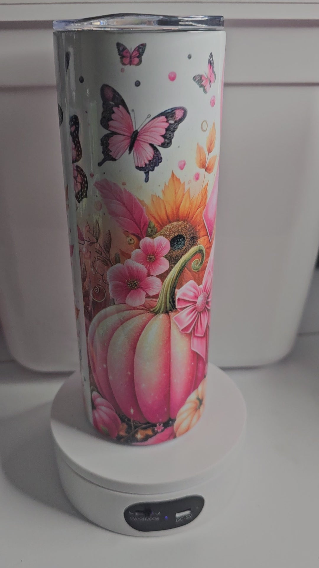 20 oz tumbler discounted AS IS !